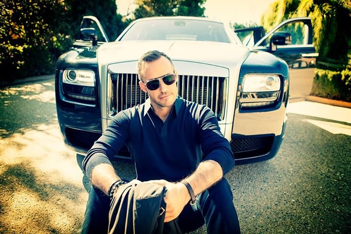 Gattyán György beköltözött a NER Elysiumába, egyetemének ösztöndíjait pedig Tiborcz István bankja fizeti