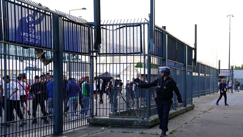 Ipari méretű csalás történt a BL-döntőn a francia miniszter szerint
