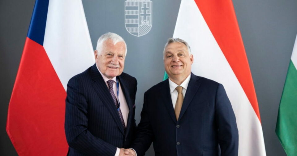 Orbán Viktor udvariassági látogatás keretében fogadta Václav Klaust