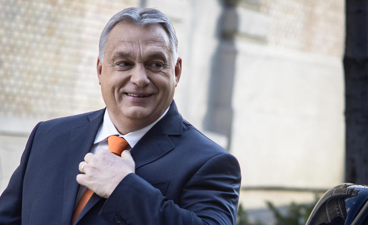 750 milliárdot tologatott az Orbán-kormány a büdzsében a háború alatt
