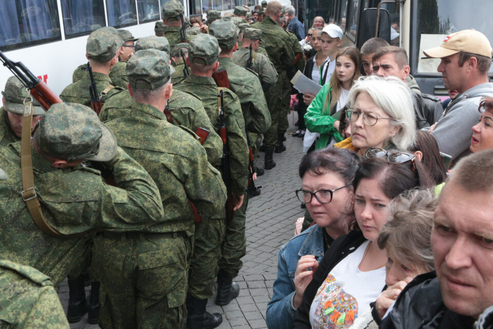 Azért siethet annyira Oroszország a megszállt ukrán területek annektálásával, hogy már ott is sorozhasson
