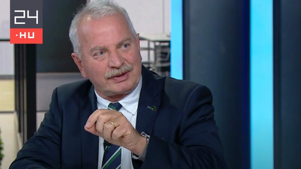 Bencsik: Hadba kellene lépni az USA ellen