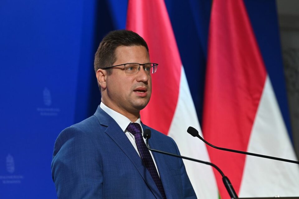 Egy ország várja lélegzet-visszafojtva, hogyan dönt a kormány az árstopokról