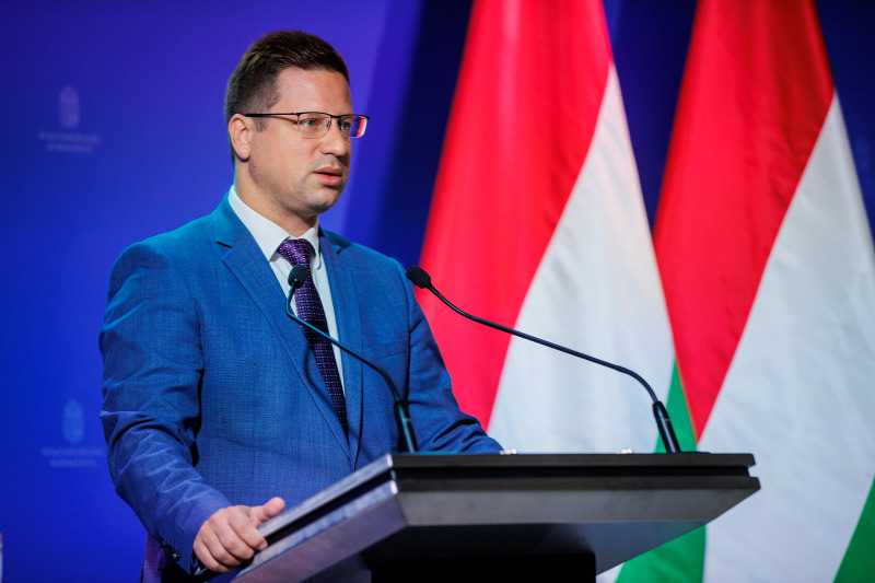 Gulyás Gergely: Mindenki kap tíz köbméter tűzifát hatósági áron