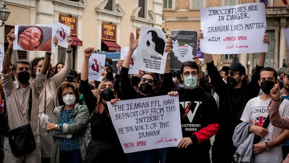 Iran protests: Raisi to ‘deal decisively’ with widespread unrest