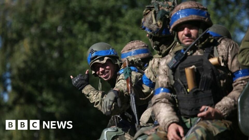Ukraine tank breakthrough in south towards Kherson