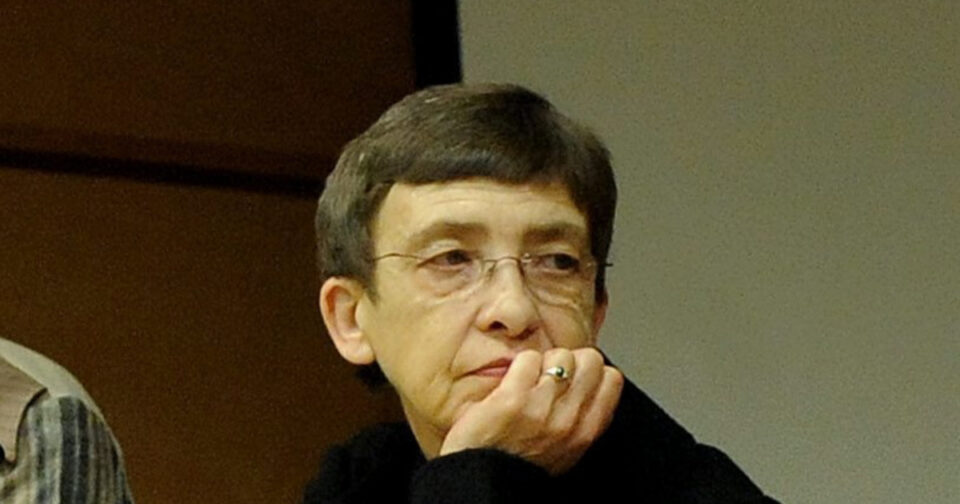 Meghalt Szalai Júlia