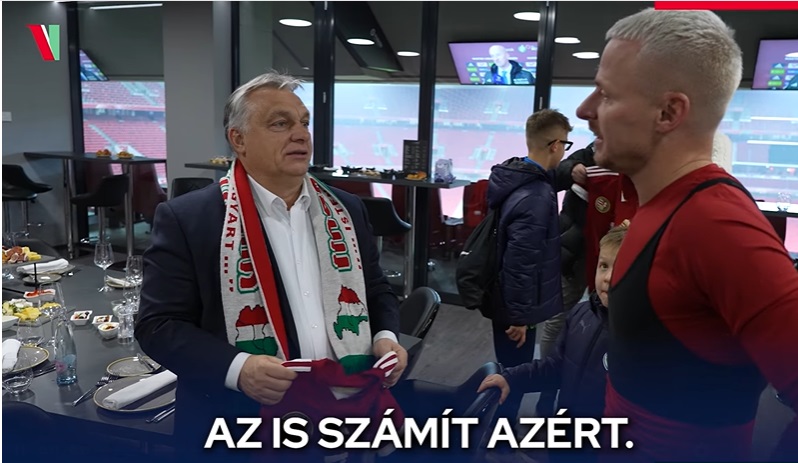 Orbán nagymagyarországos sáljáról Zelenszkij tanácsadójának a „nagy birodalmakról álmodozó kis vezetők” jutottak eszébe
