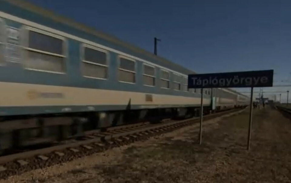 Egymástól 150 méterre állt meg egy Intercity és egy személyvonat Tápiógyörgyénél