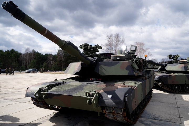 „A Nyugatnak nincsenek bevethető tankjai Ukrajna számára”