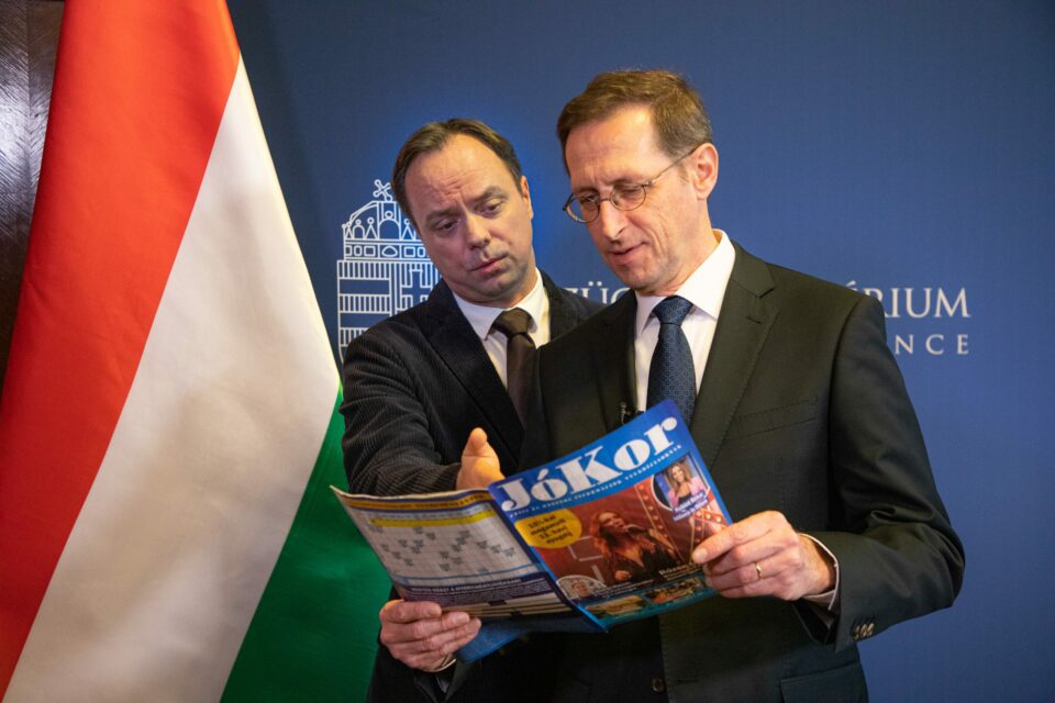 Hamarosan minden nyugdíjashoz eljut a JóKor magazin