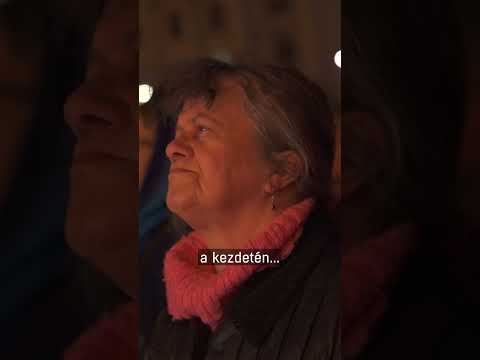 Négyszáznegyvennégy