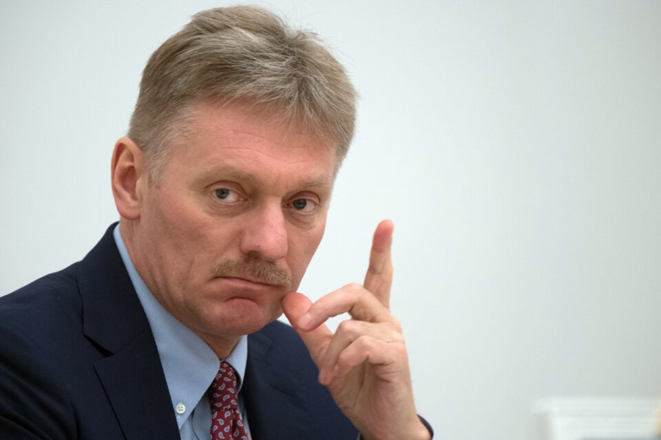 Peszkov szerint lehet, hogy Orbán csúsztatott, de ha nem, az veszélyes vitához vezet
