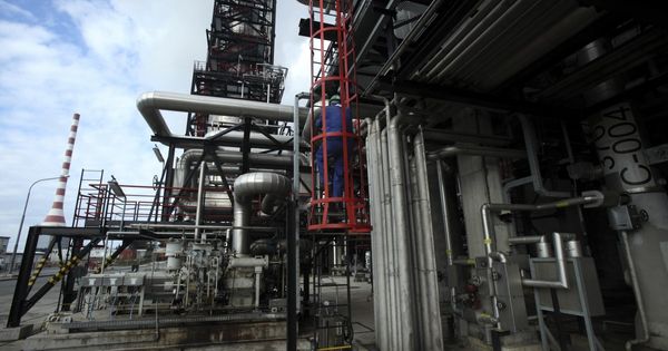 Robbanószerkezetek nyomára bukkantak a Barátság-kőolajvezetéken