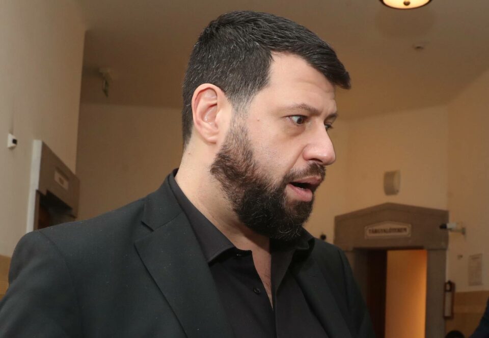 Úgy tűnik, Puzsér Róbert már nincs együtt gyereke anyjával, Pottyondi Edinával