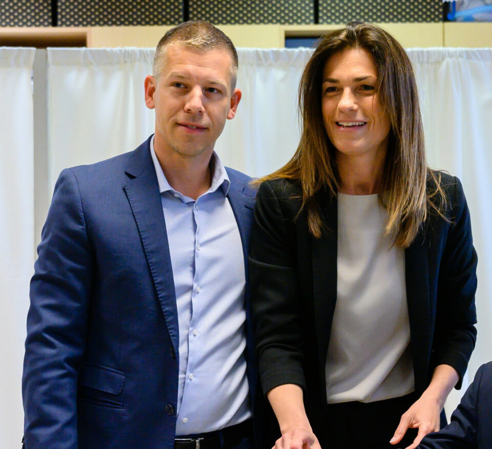 Magyar Péter szerint rendőri jelentés készült egy veszekedésükről, Varga Judit egy kapcsolati erőszakról szóló poszttal reagált