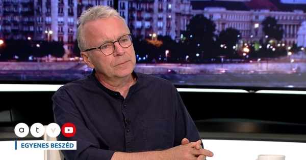 Fotó: így vette át Pokorni Zoltán a kitüntetését Sulyok Tamástól és Orbán Viktortól
