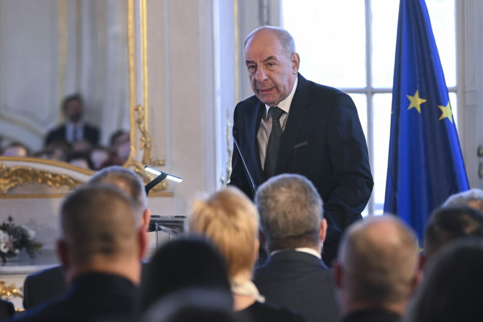 Sulyok Tamás hivatala nem Sulyok Tamás véleményét közli? – abszurd levelet kaptunk a Sándor-palotától